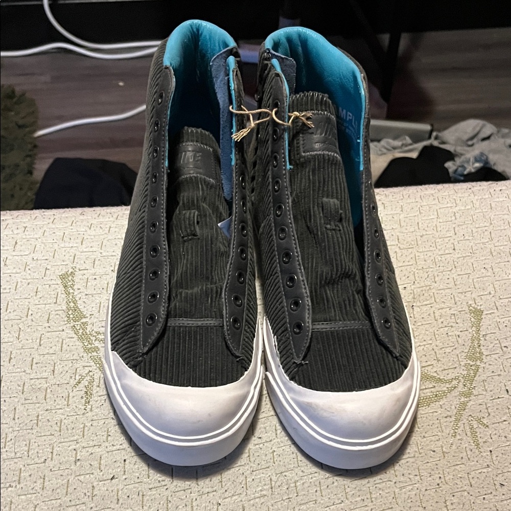 DC Men's Black and White High-Top Sneakers